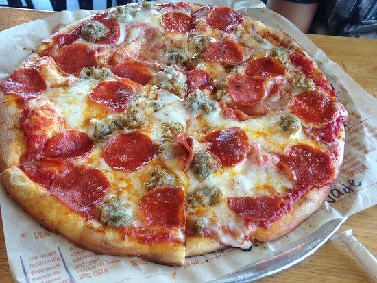Blaze Pizza